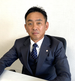 代表取締役　  井上諄